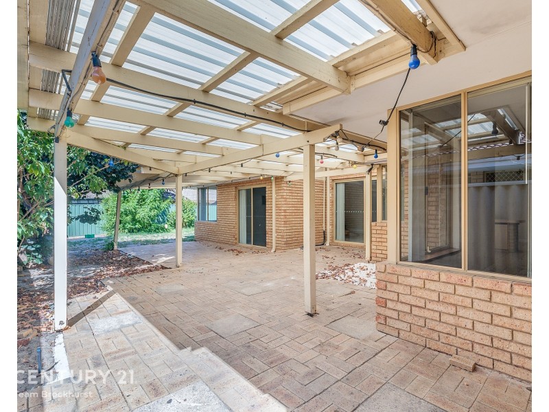 17 Murdoch Road, Thornlie WA 6108