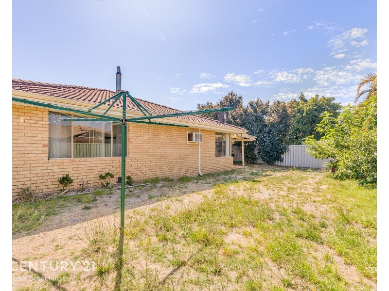 17 Murdoch Road, Thornlie WA 6108