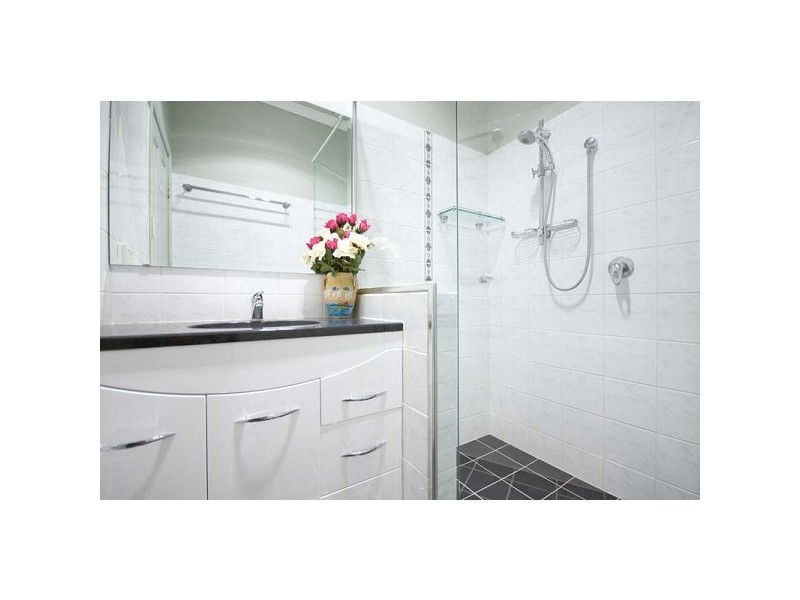 100a Monash Avenue, Como WA 6152