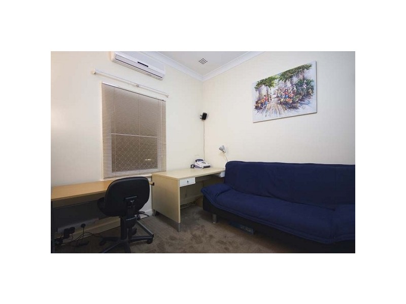 100a Monash Avenue, Como WA 6152
