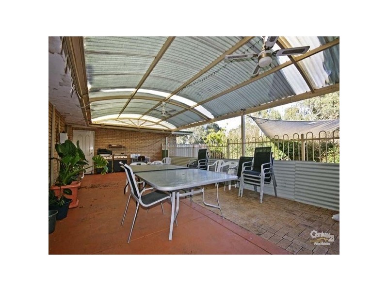 142 Station Street, Martin WA 6110