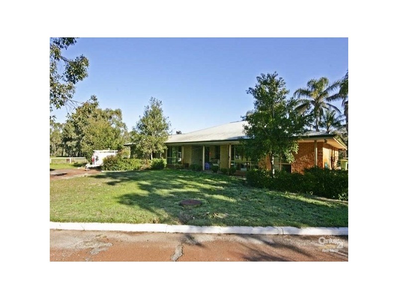 142 Station Street, Martin WA 6110