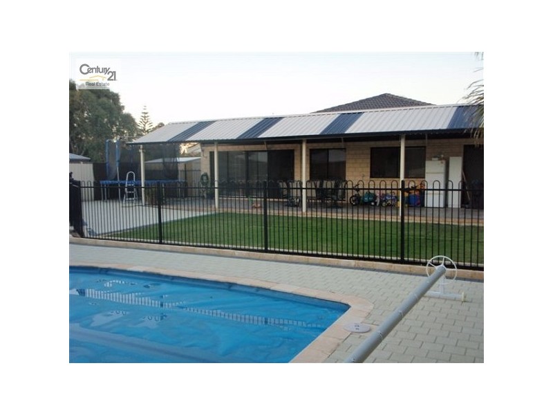 101 Luyer Avenue, Beckenham WA 6107