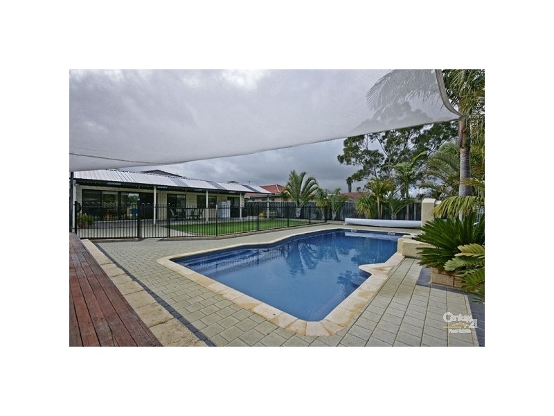 101 Luyer Avenue, Beckenham WA 6107