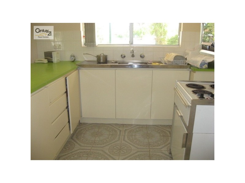 35 Yule Street, Maddington WA 6109