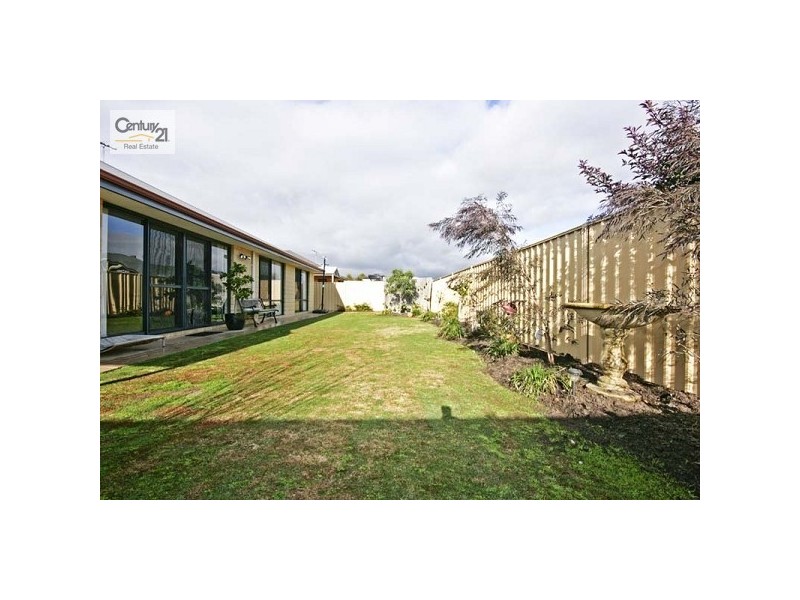 23 Figtree Drive, Canning Vale WA 6155