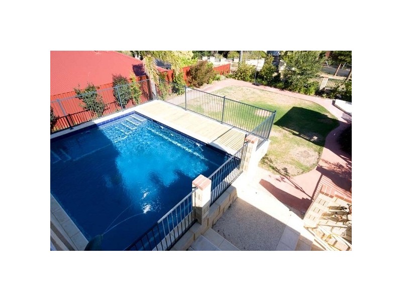 10 Parham Road, Quinns Rocks WA 6030