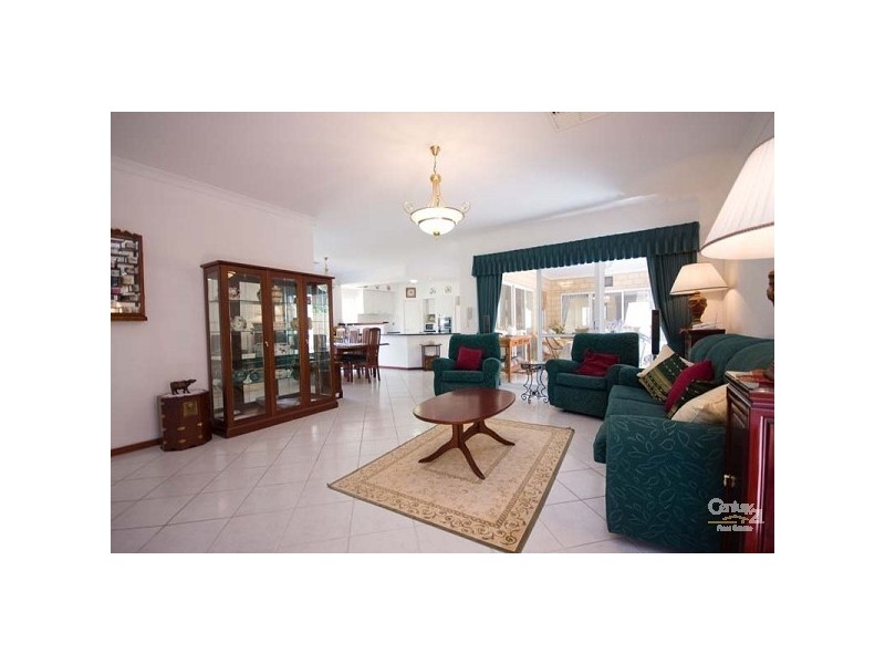 57A Conochie Crescent, Manning WA 6152