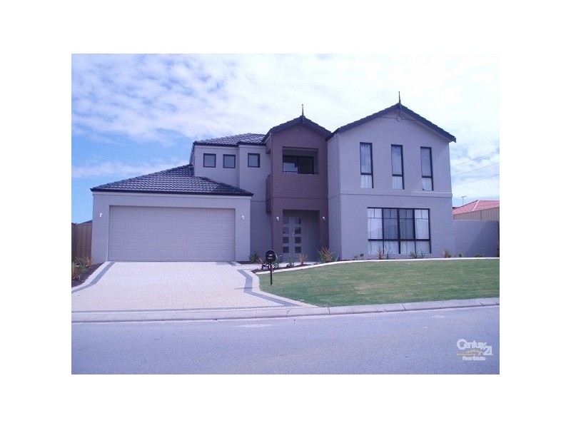 136 Gateway Boulevard, Canning Vale WA 6155