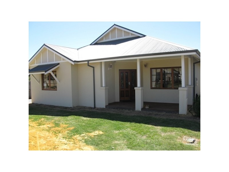 92 Tudor Avenue, Riverton WA 6148