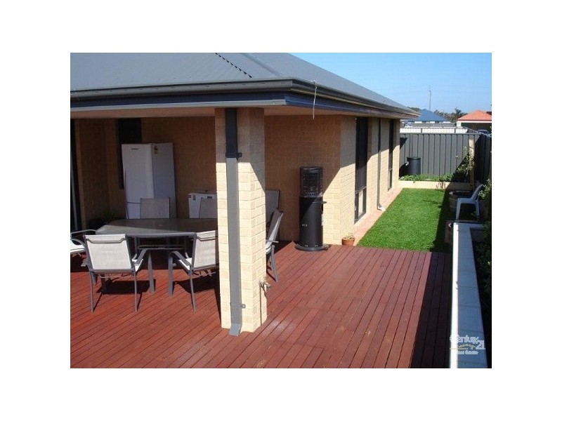 43 Tarradee Circuit, Thornlie WA 6108