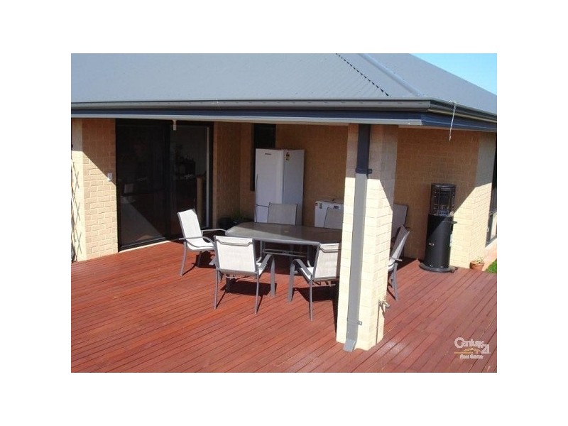 43 Tarradee Circuit, Thornlie WA 6108