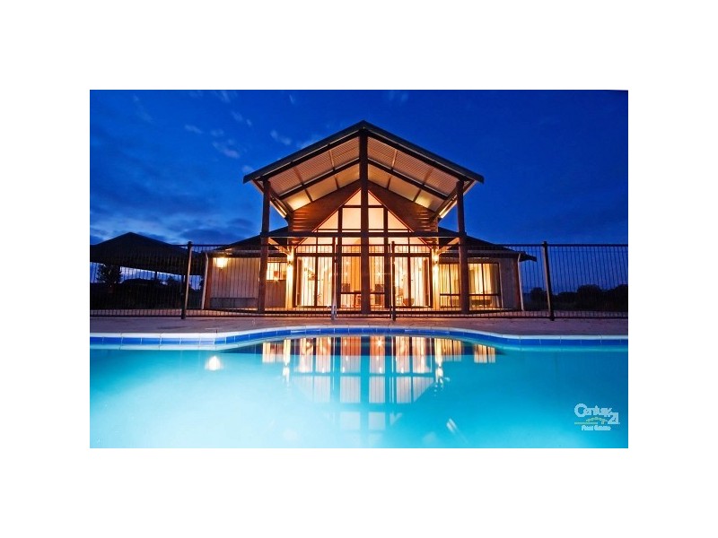 132 Boomerang Road, Oldbury WA 6121