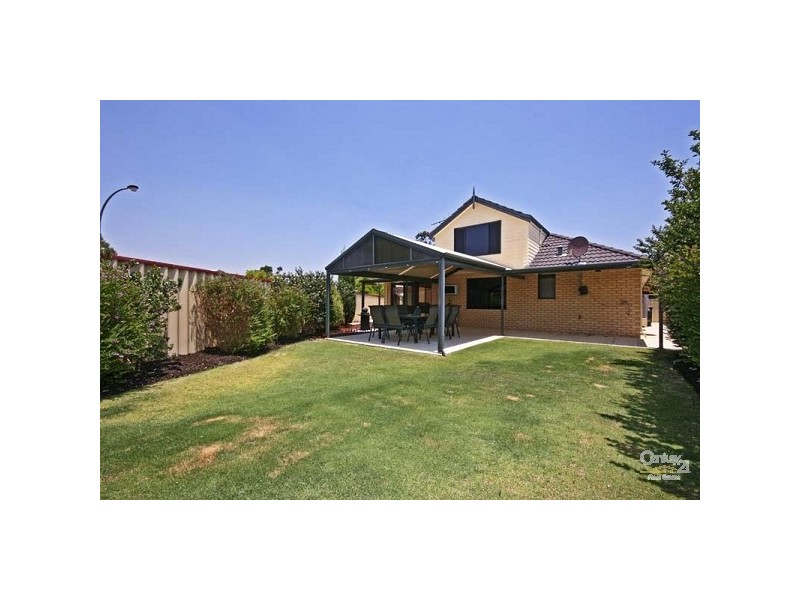 15 Elson Way, Cloverdale WA 6105