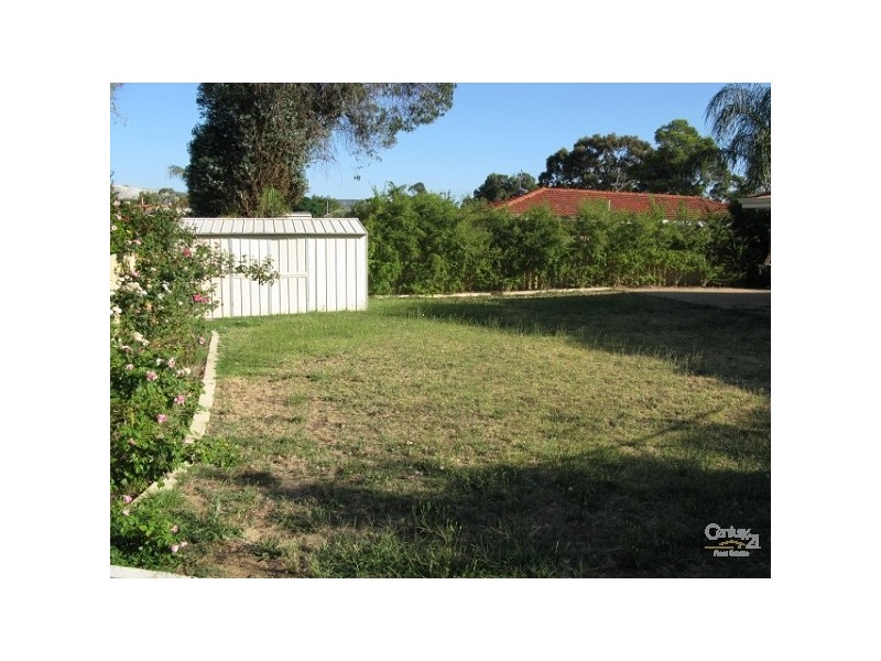 112 Weston Street, Maddington WA 6109