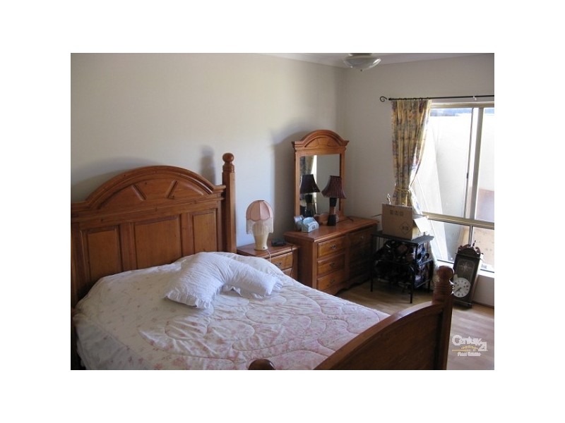 206 Cormorant Court, Southern River WA 6110