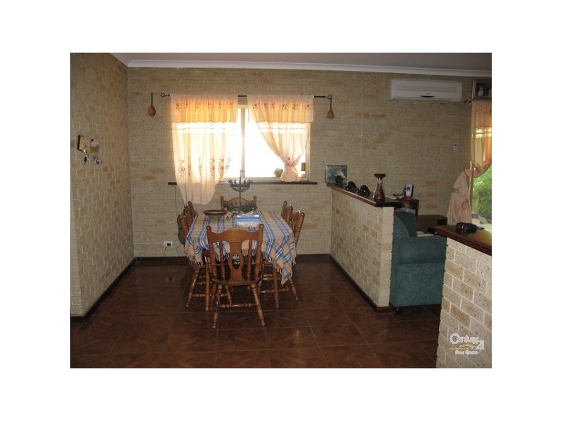 206 Cormorant Court, Southern River WA 6110