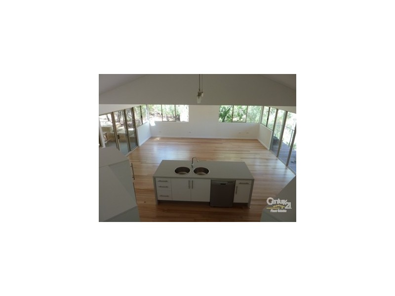 16 Hide Away Vale, Preston Beach WA 6215