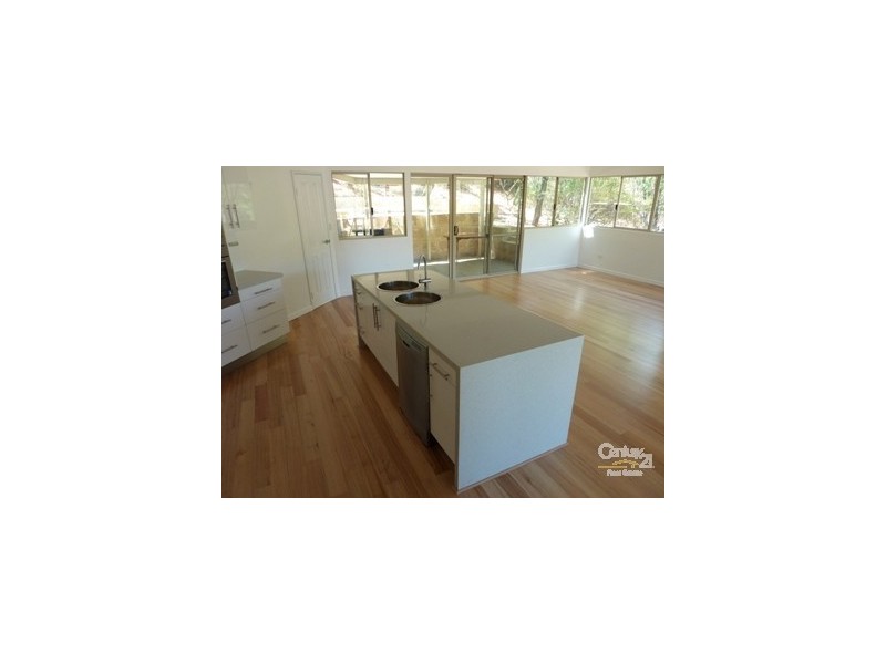 16 Hide Away Vale, Preston Beach WA 6215