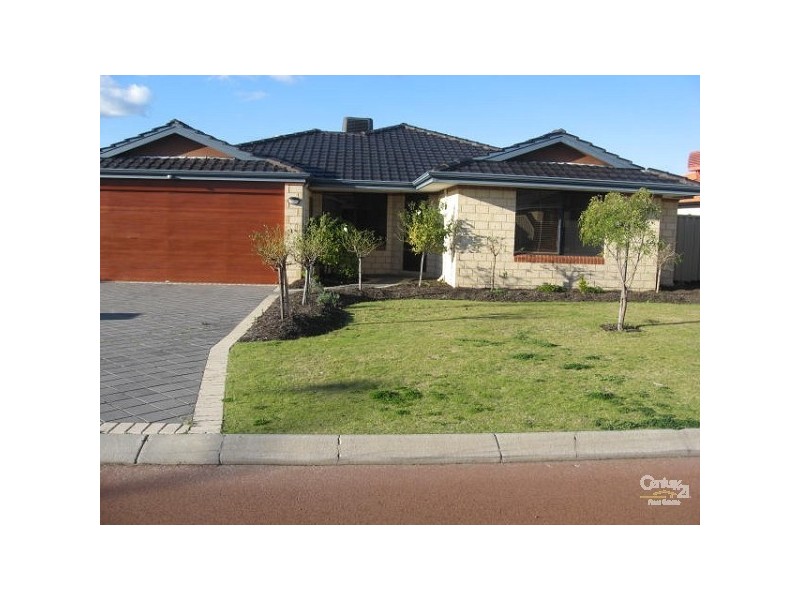 16 Bartlett Way, Canning Vale WA 6155