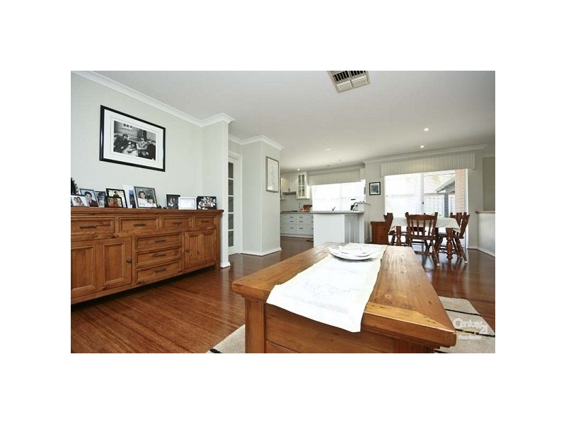 29 Sandover Crescent, Winthrop WA 6150