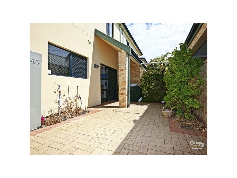 17/148 Forrest Street, Fremantle WA 6160