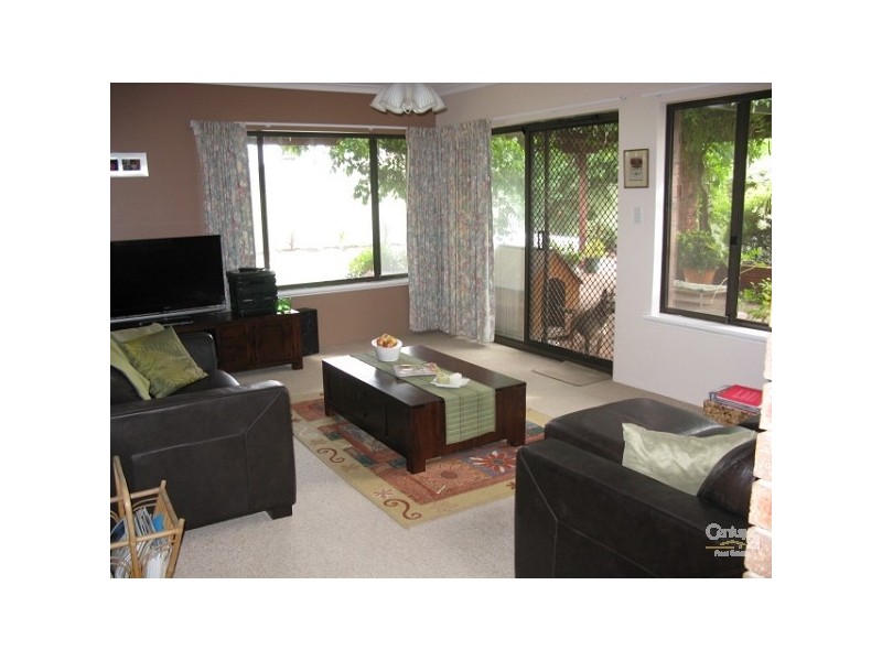 10 Doomben Court, Willetton WA 6155