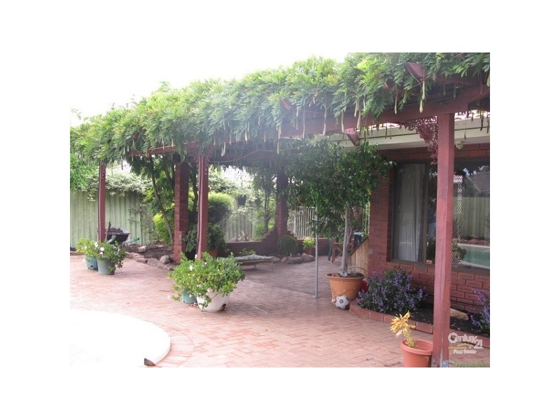 10 Doomben Court, Willetton WA 6155