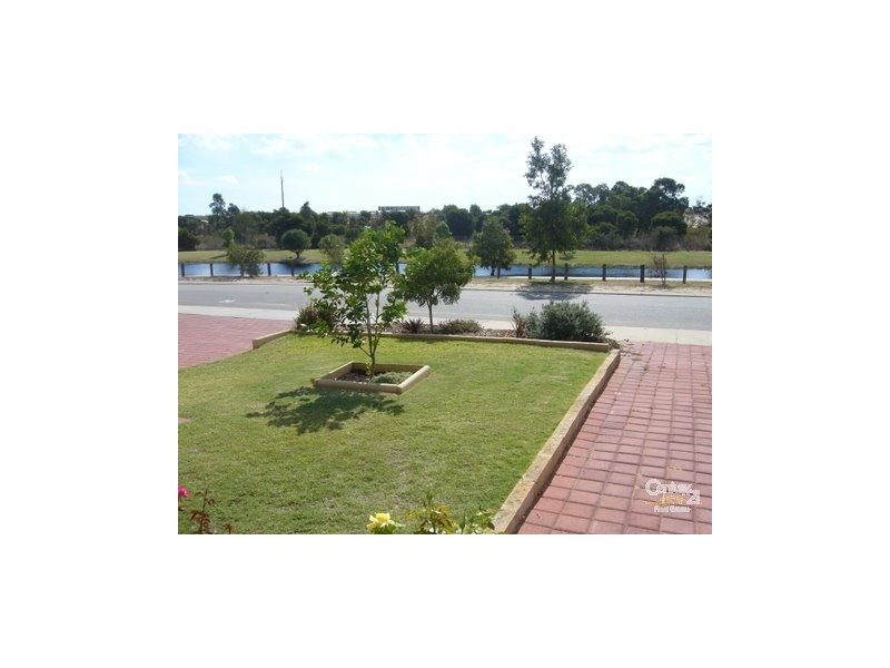 40 Magma Road, Wattle Grove WA 6107