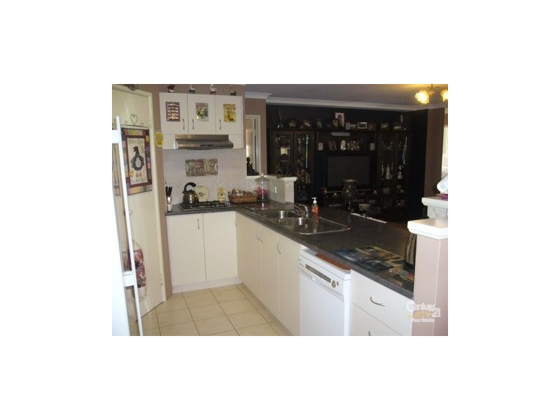 40 Magma Road, Wattle Grove WA 6107