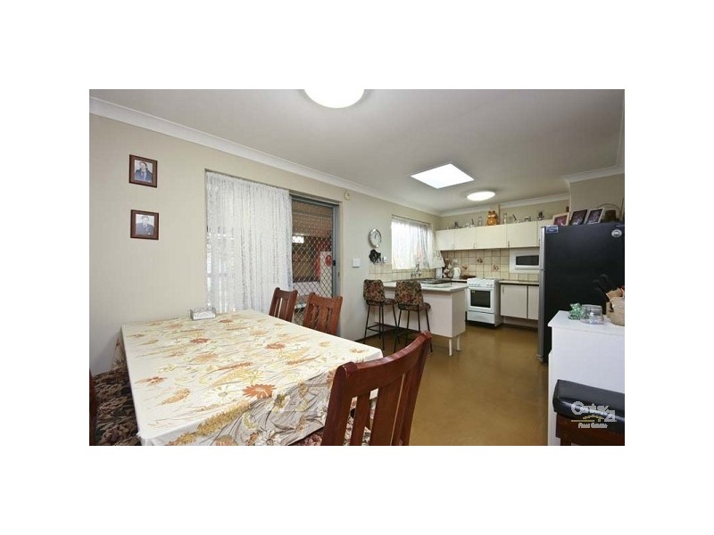 90 Connemara Drive, Thornlie WA 6108