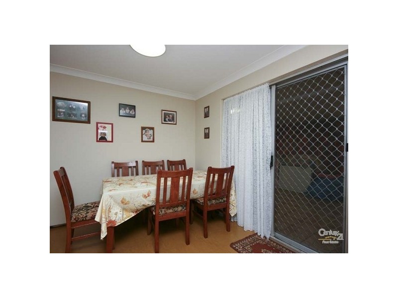 90 Connemara Drive, Thornlie WA 6108