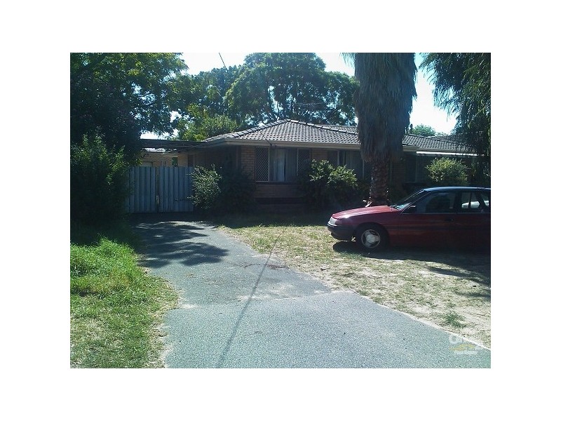 112 Sussex Road, Forrestfield WA 6058