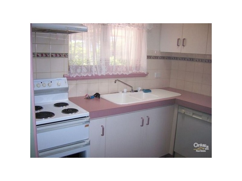 49 Berehaven Avenue, Thornlie WA 6108