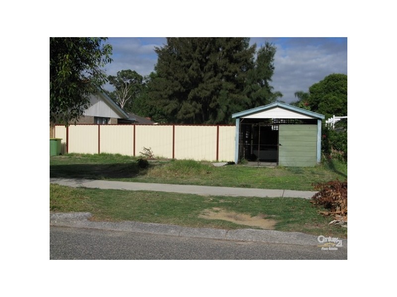 35 Range View Way, Thornlie WA 6108