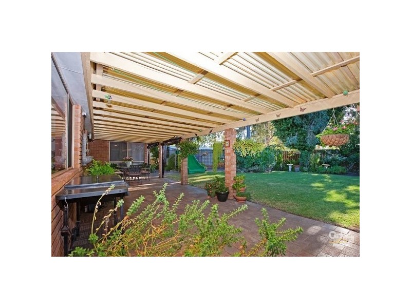 10 Talga Close, Wilson WA 6107