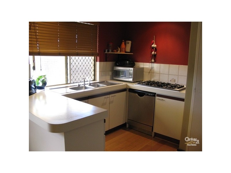 1/134 Robert Street, Como WA 6152