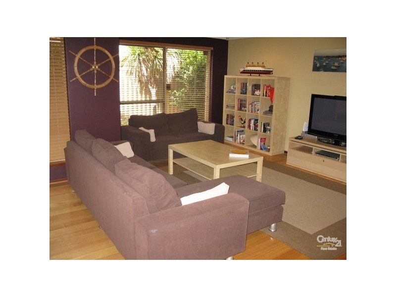 1/134 Robert Street, Como WA 6152