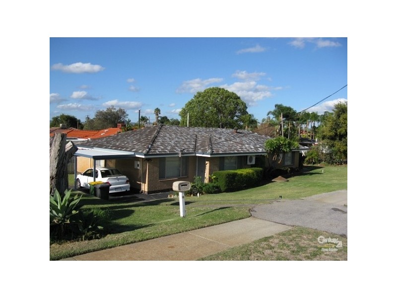 27 Pembury Road, Thornlie WA 6108
