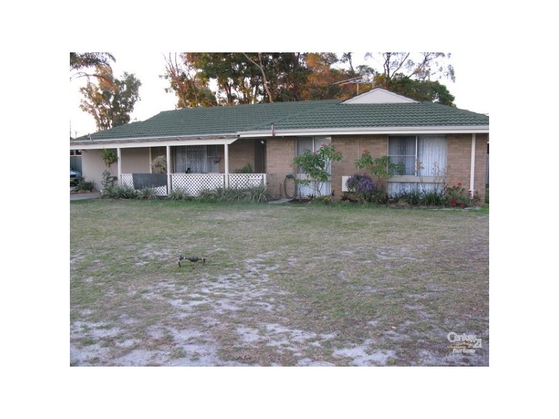 1 Bell Street, Thornlie WA 6108