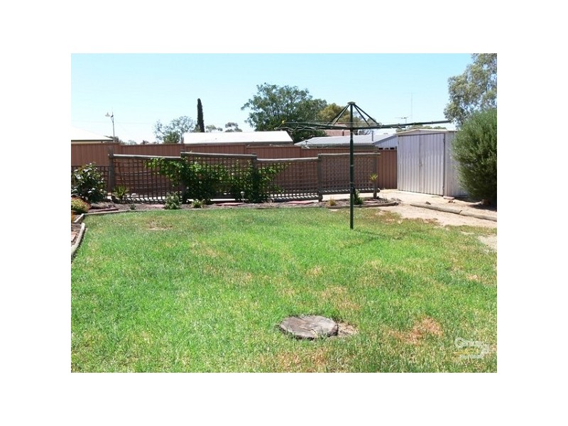 13 Morton Street, Merredin WA 6415