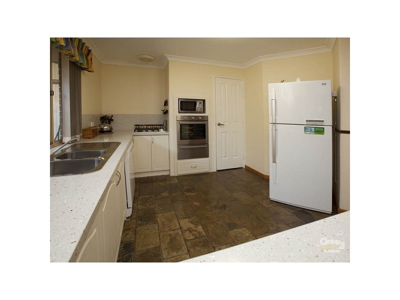 5 Triller place, Huntingdale WA 6110