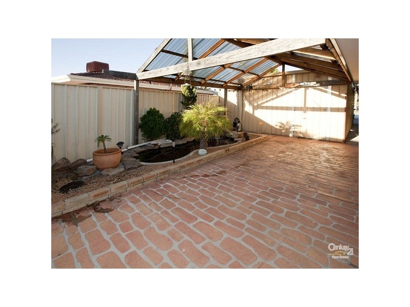 5 Triller place, Huntingdale WA 6110