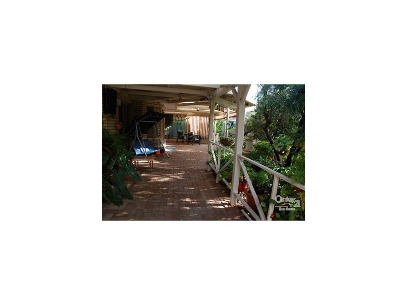 21 Explorer Drive, Thornlie WA 6108