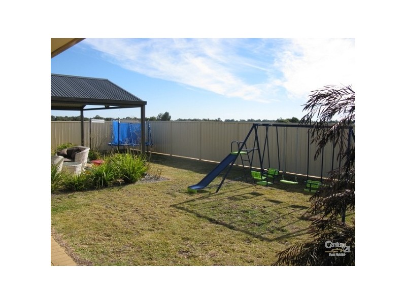 13 Haldane Link, Baldivis WA 6171