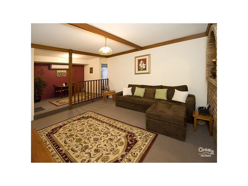 18 Regal Drive, Thornlie WA 6108