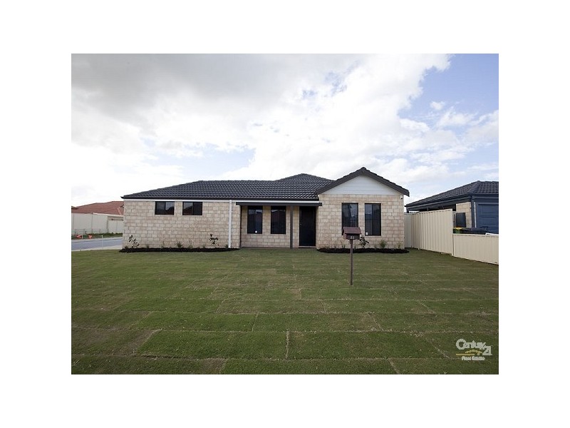51 Aroona Way, Maddington WA 6109