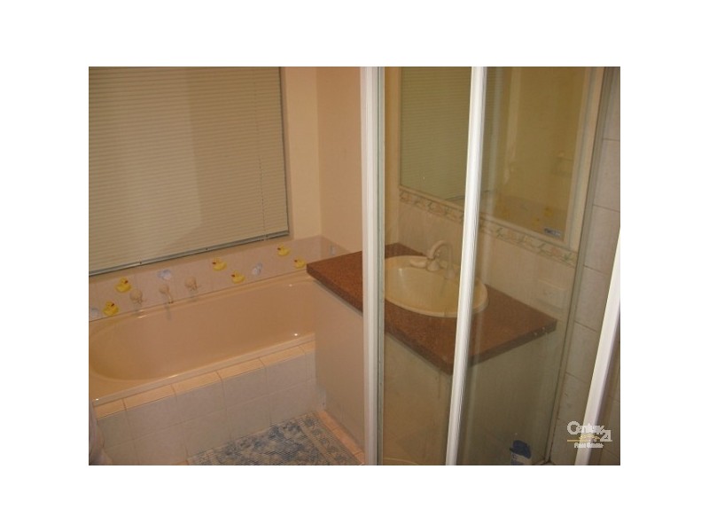 170A Forest Lakes Drive, Thornlie WA 6108