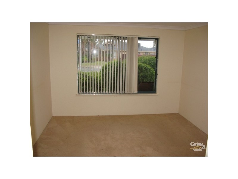 170A Forest Lakes Drive, Thornlie WA 6108