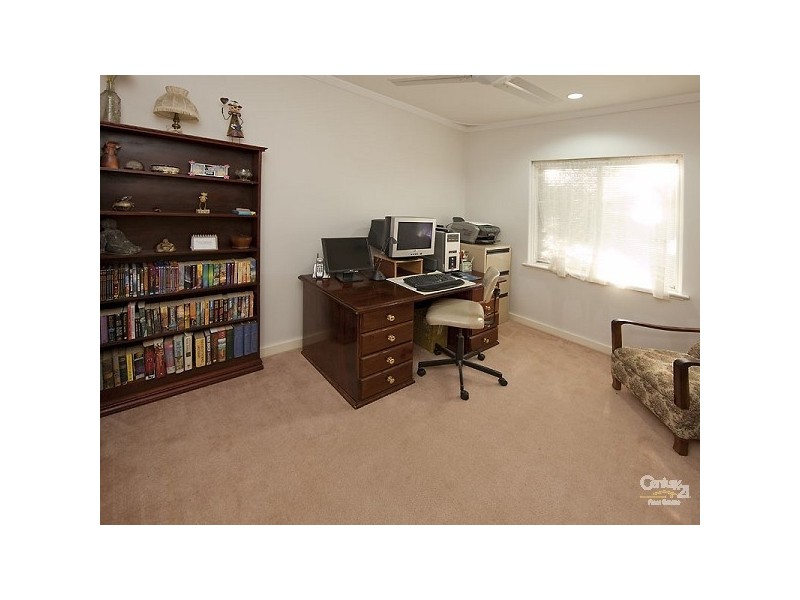 20 Pegus Street, Thornlie WA 6108